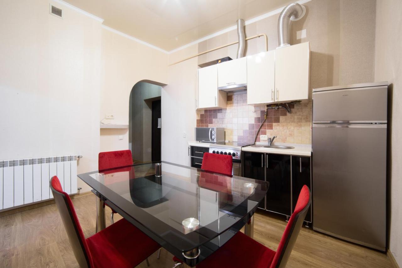 Apartment On Virmenska 3, With 2 Separate Bedrooms Lwów Zewnętrze zdjęcie