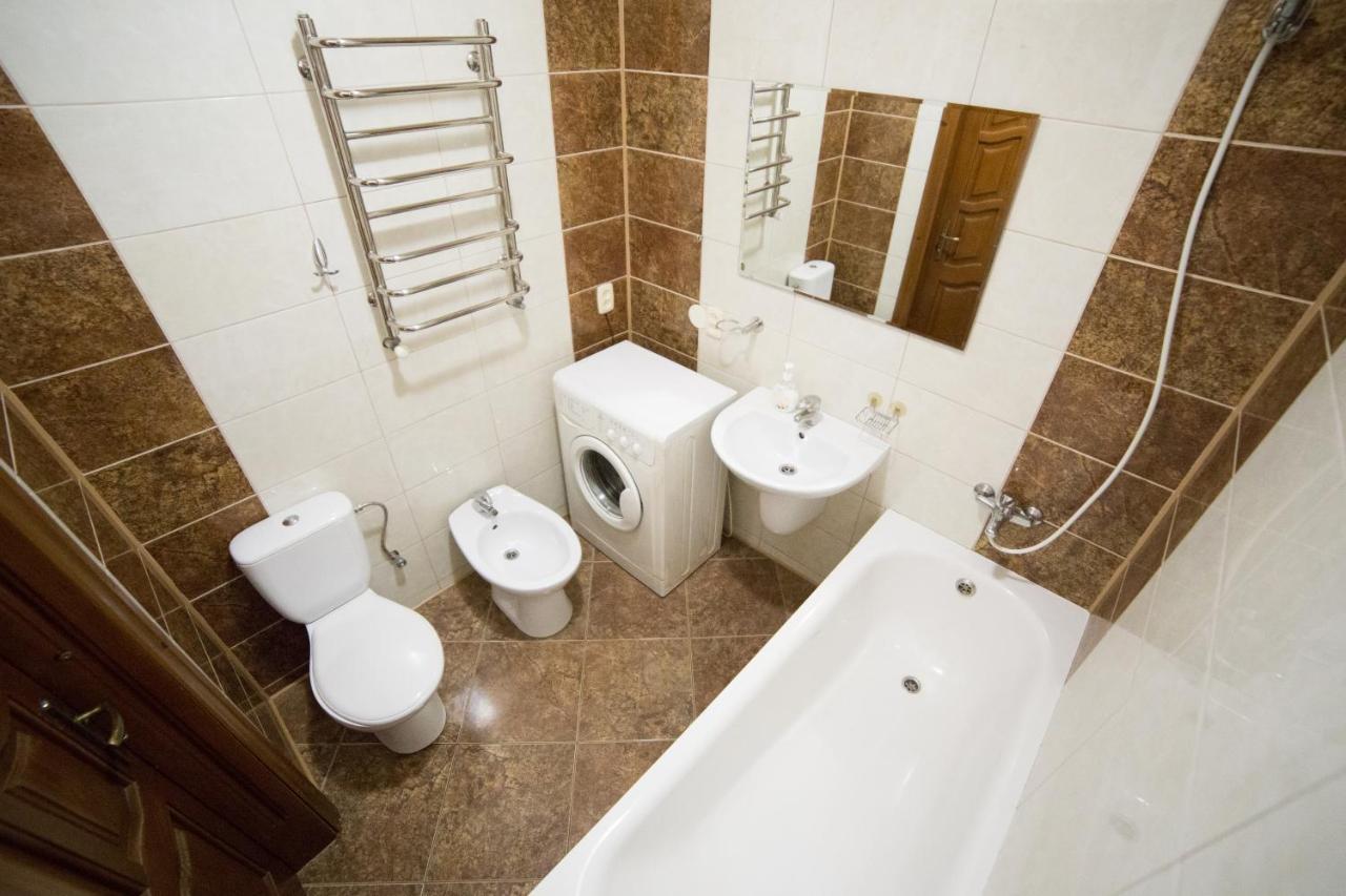 Apartment On Virmenska 3, With 2 Separate Bedrooms Lwów Zewnętrze zdjęcie